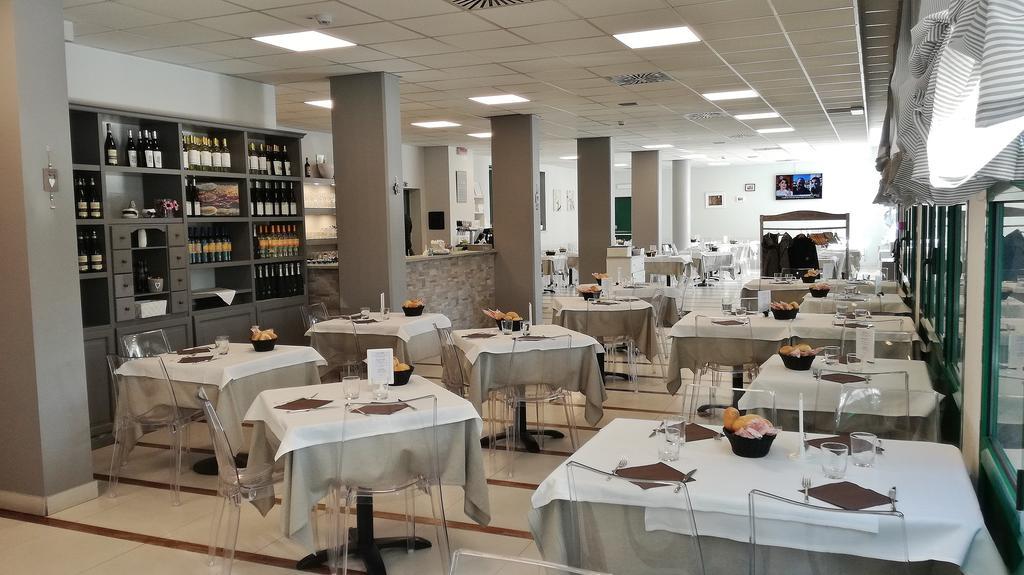 Hotel Glis San Mauro Torinese Ngoại thất bức ảnh