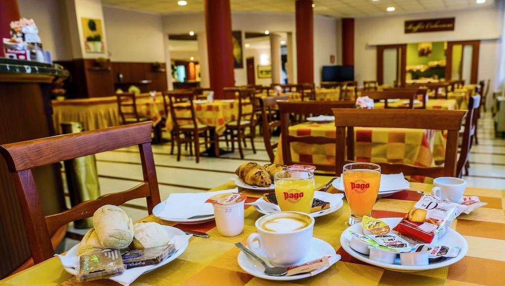 Hotel Glis San Mauro Torinese Ngoại thất bức ảnh