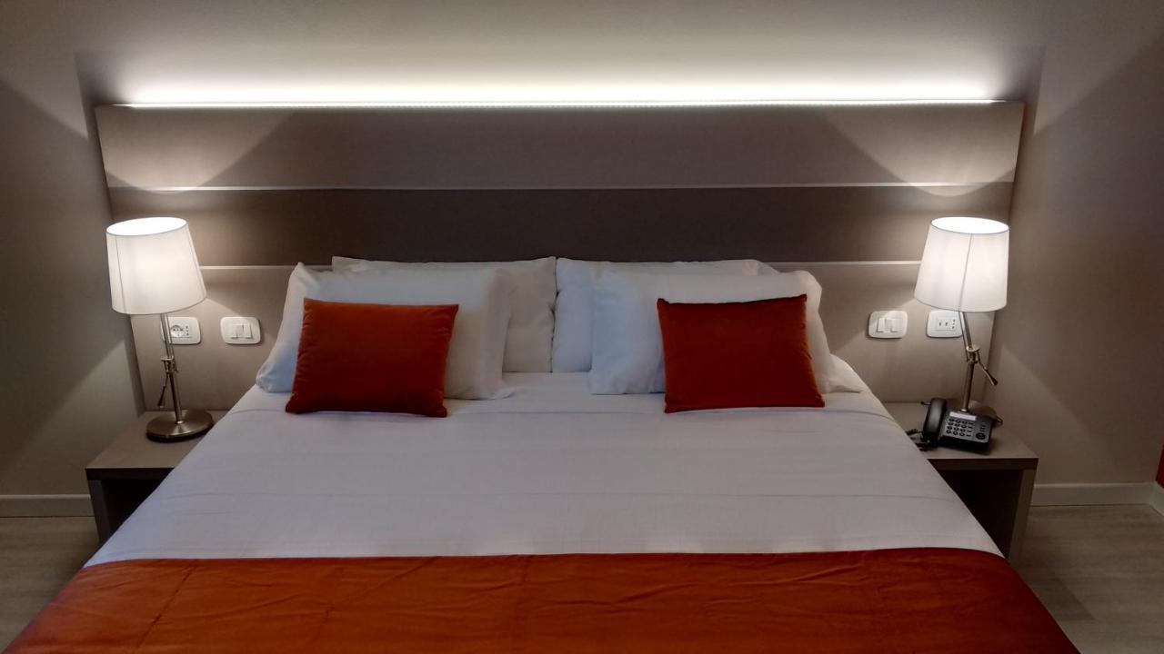 Hotel Glis San Mauro Torinese Ngoại thất bức ảnh