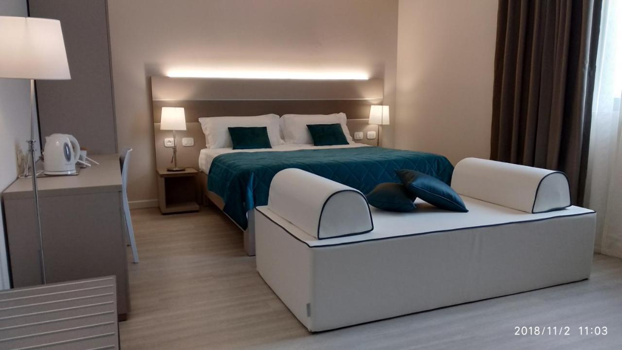 Hotel Glis San Mauro Torinese Ngoại thất bức ảnh