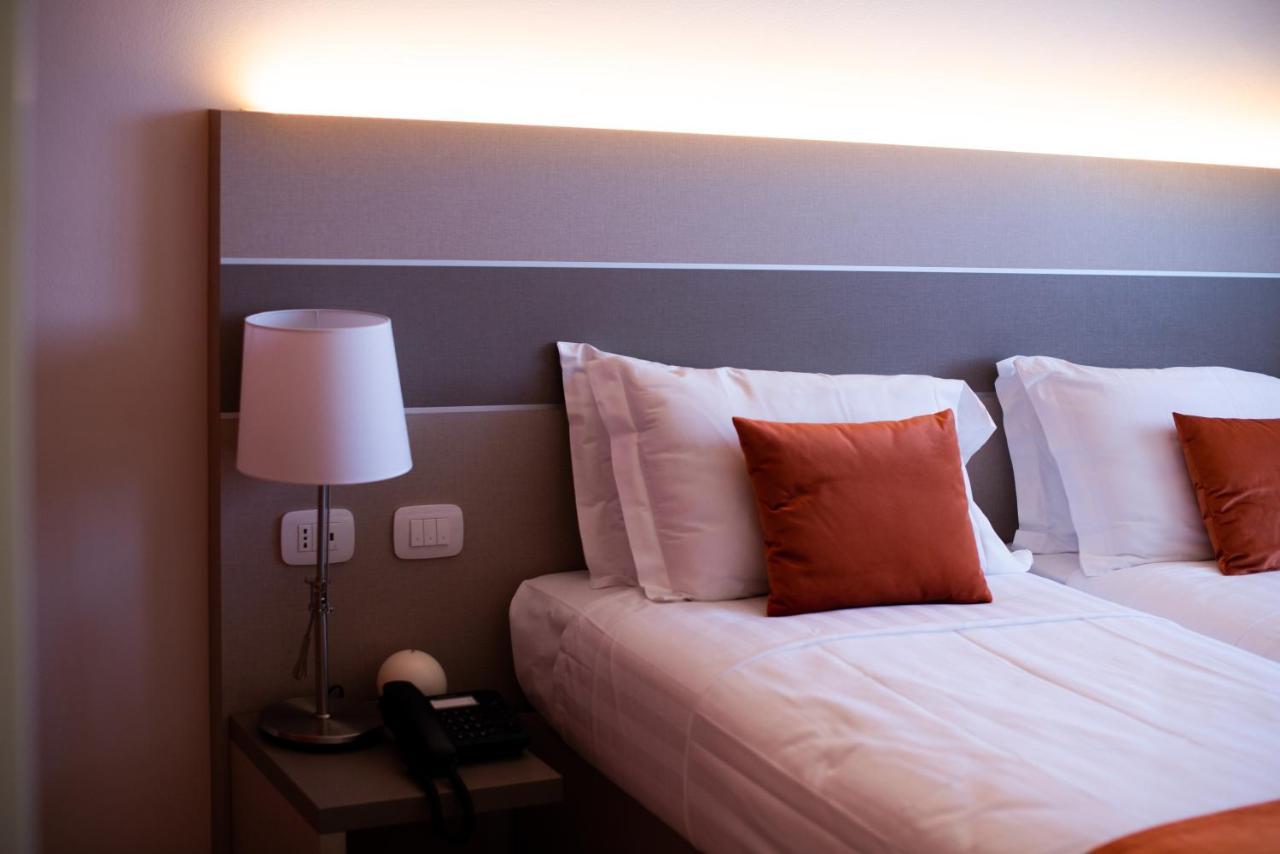Hotel Glis San Mauro Torinese Ngoại thất bức ảnh