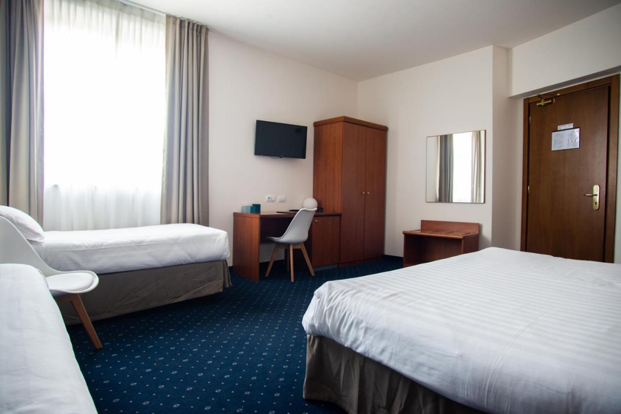 Hotel Glis San Mauro Torinese Ngoại thất bức ảnh