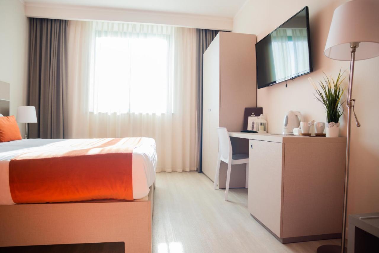 Hotel Glis San Mauro Torinese Ngoại thất bức ảnh